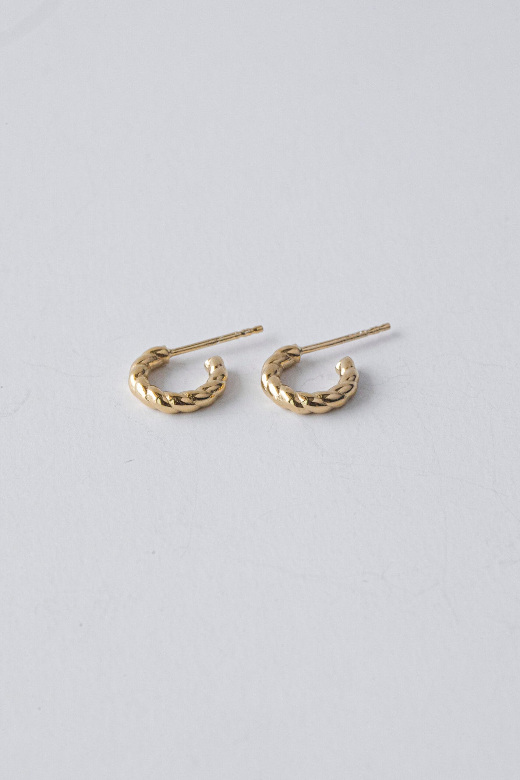 עגיל סקאדי קטן | זהב