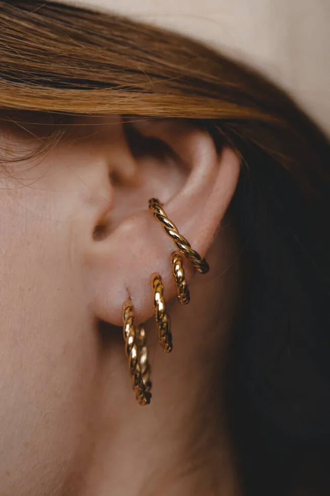 1750628017 עגיל20אינקה20זהבעגיל20סקאדי20זהב20320גדלים.jpg