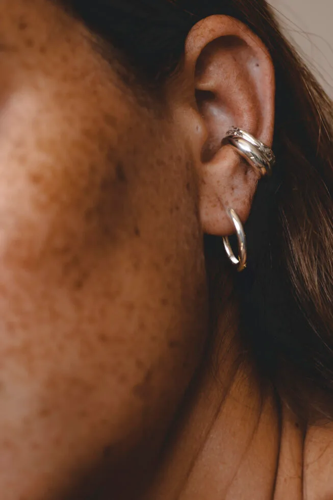 1750669652 עגיל20ונוס20כסף20גוף.jpg