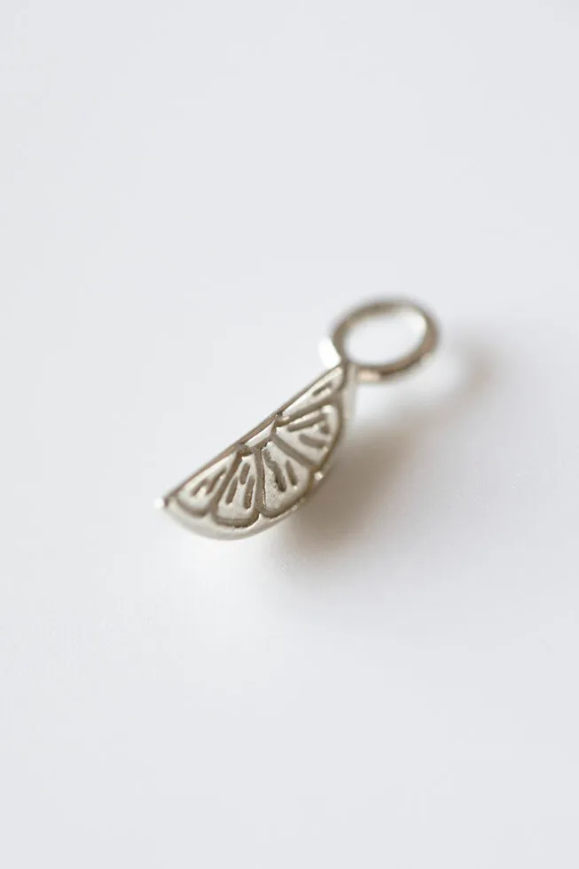 1750678959 צ׳ארם20לימונדה20s20כסף.jpg