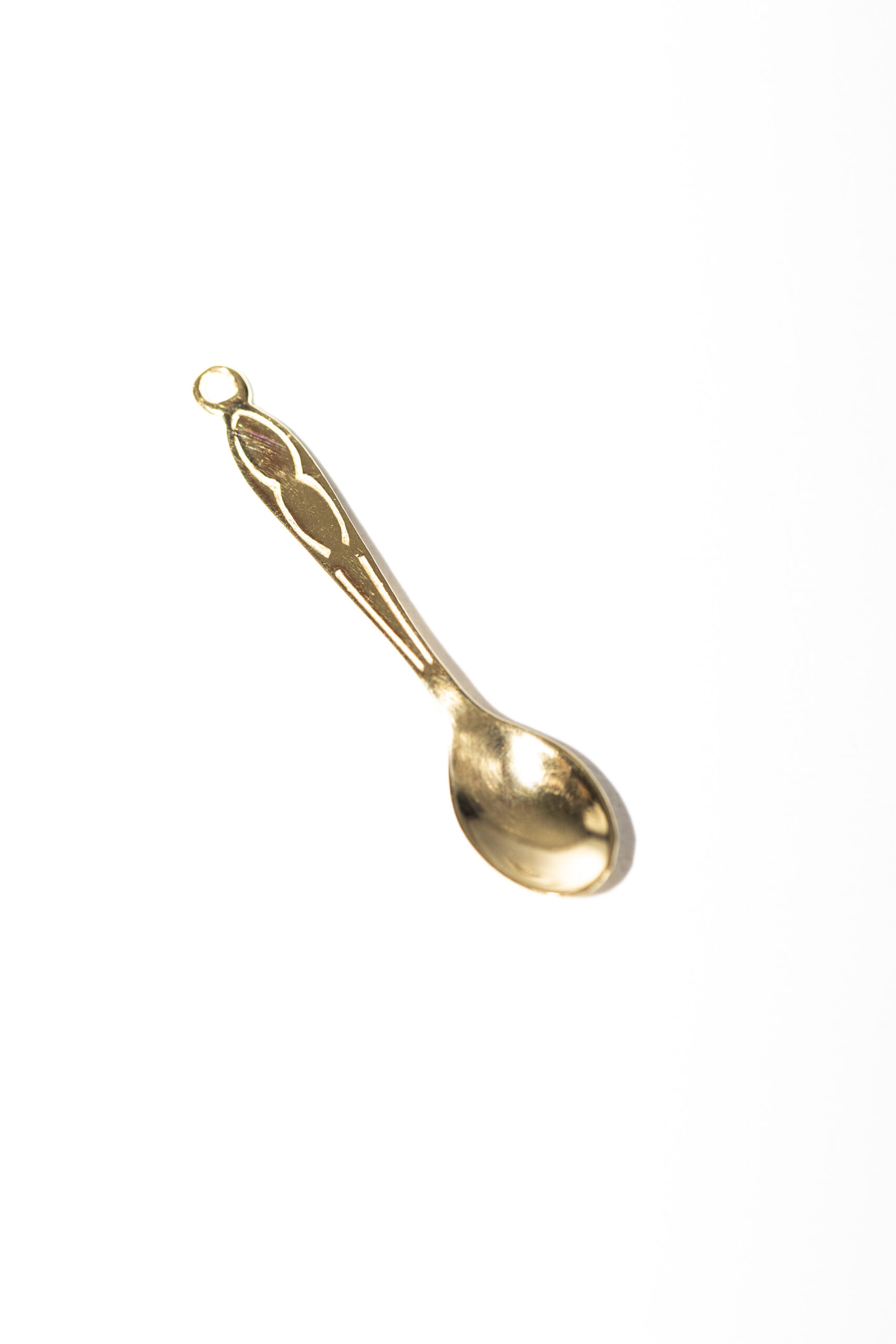 צ׳ארם חיים משוגעים | זהב