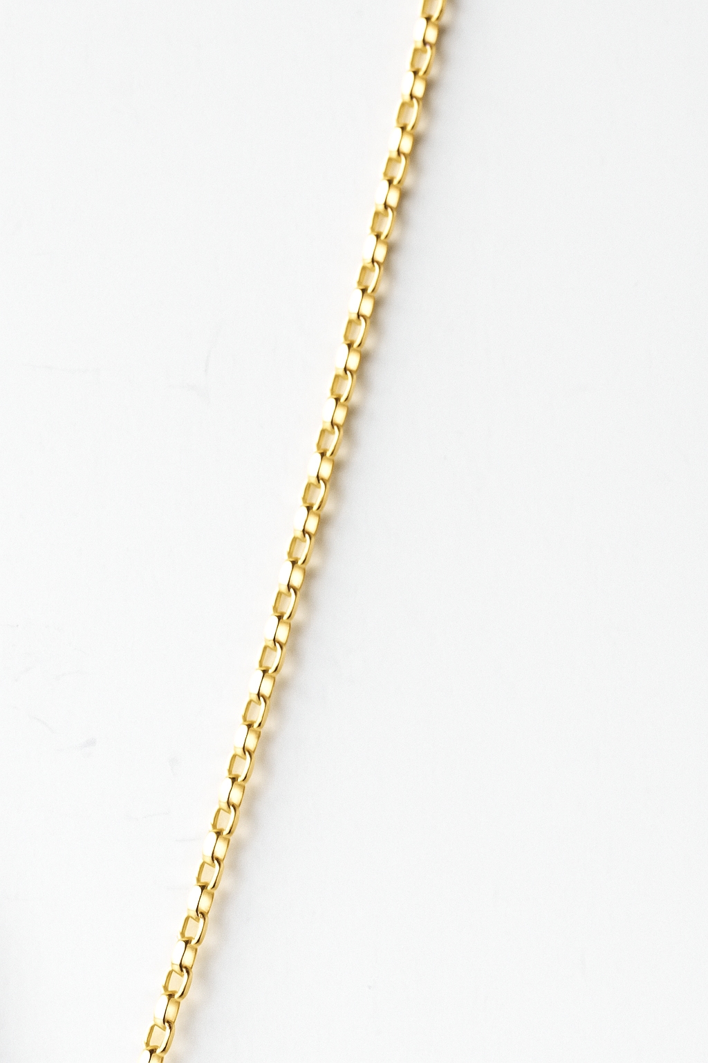 שרשרת לולה לצ׳ארמס | זהב