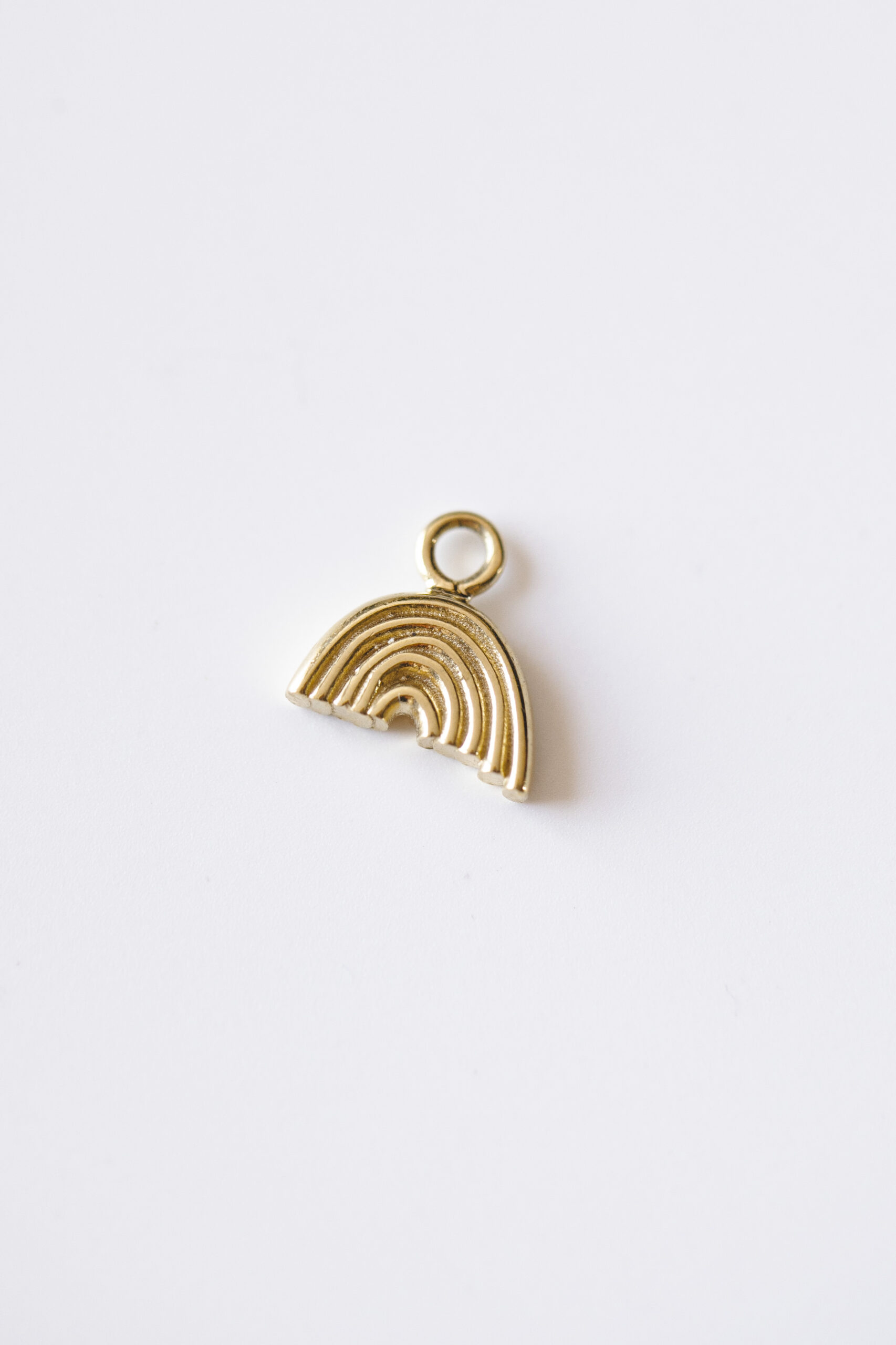 צ׳ארם אייריס | זהב