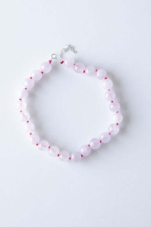 1751574446 שרשרת20קוקורו20ורוד20זוהר.jpg