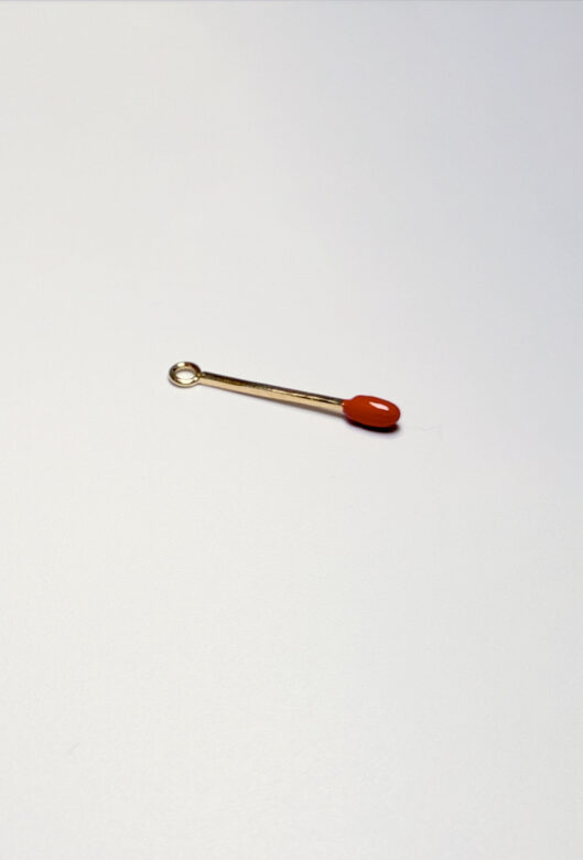 1754255198 צ׳ארם20הקאטה20זהבאדום.jpg