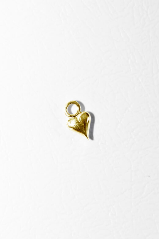 1754256807 צ׳ארם20חמלה20זהב.jpg