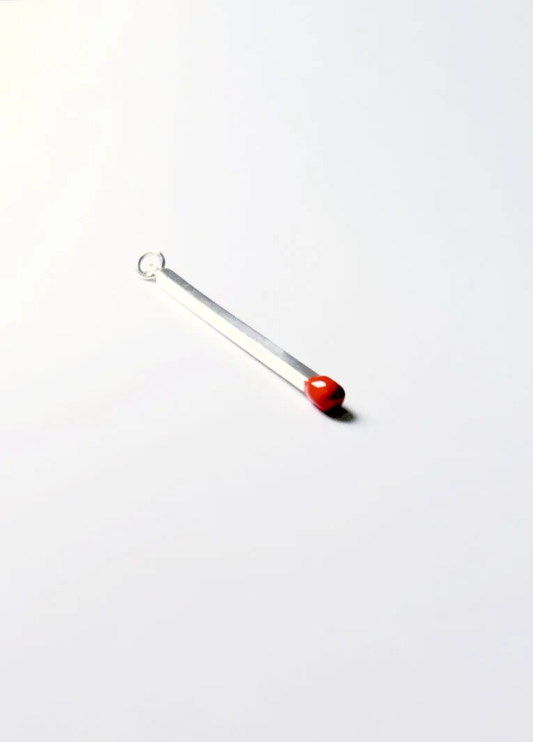 1754257364 צ׳ארם20פלה20כסףאדום2.jpg 1754257364 צ׳ארם20פלה20כסףאדום2.jpg